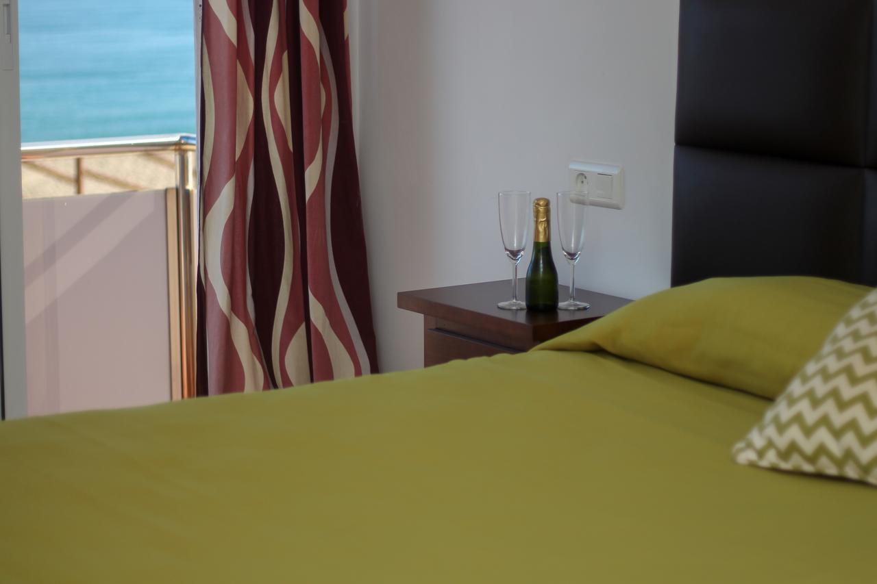 Hostal Esperanza 베나자라프 외부 사진